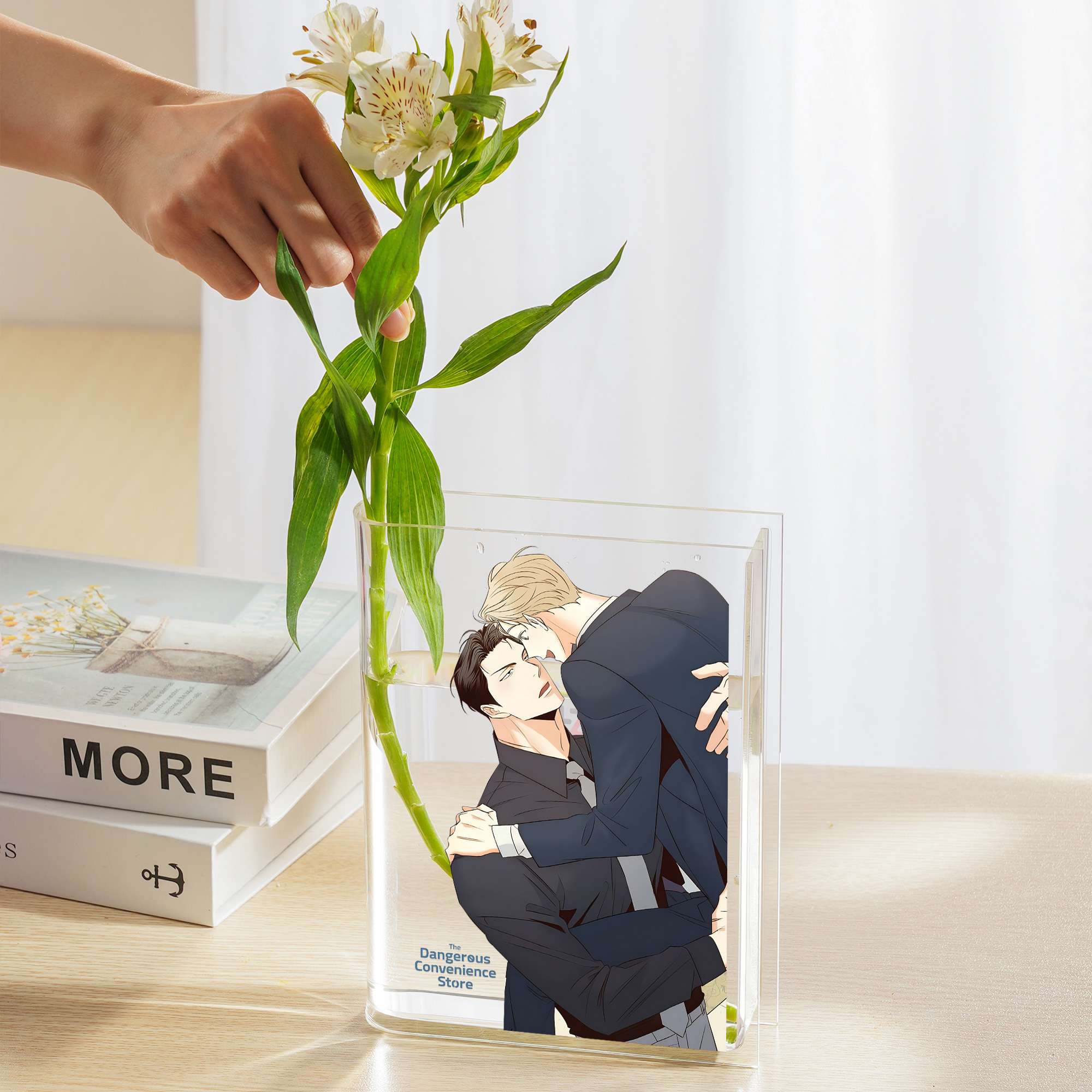 Manhwa Character Acrylic Vase Manhwa Character Acrylic Vase